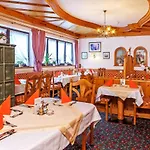 아파트호텔 Appartementhaus Dachsteinblick