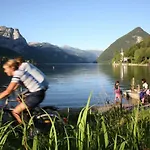 Appartementhaus Dachsteinblick Mit Indoorpool Und Sauna Bad Goisern