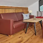 Aparthotel Appartementhaus Dachsteinblick Mit Indoorpool Und Sauna