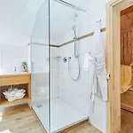 Appartementhaus Dachsteinblick Mit Indoorpool Und Sauna Aparthotel Bad Goisern