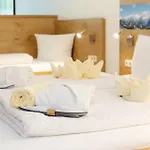 Appartementhaus Dachsteinblick Mit Indoorpool Und Sauna Bad Goisern