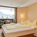 Appartementhaus Dachsteinblick Mit Indoorpool Und Sauna 3* Bad Goisern