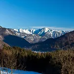 Appartementhaus Dachsteinblick Mit Indoorpool Und Sauna Bad Goisern