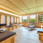 Aparthotel Appartementhaus Dachsteinblick Mit Indoorpool Und Sauna Bad Goisern