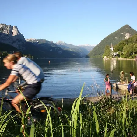 Appartementhaus Dachsteinblick Mit Indoorpool Und Sauna Bad Goisern