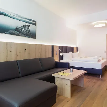 Appartementhaus Dachsteinblick Mit Indoorpool Und Sauna Lejlighedshotel 3*