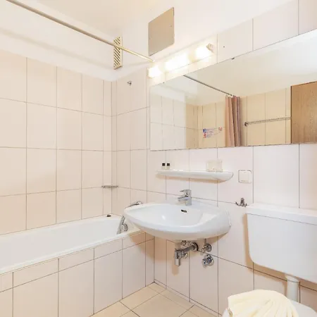 Aparthotel Appartementhaus Dachsteinblick Mit Indoorpool Und Sauna