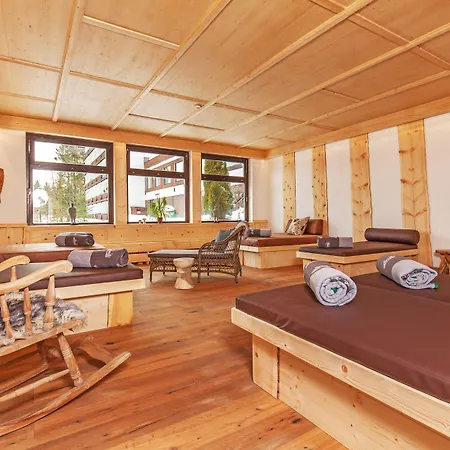 Appartementhaus Dachsteinblick Mit Indoorpool Und Sauna Apart Otel 3*