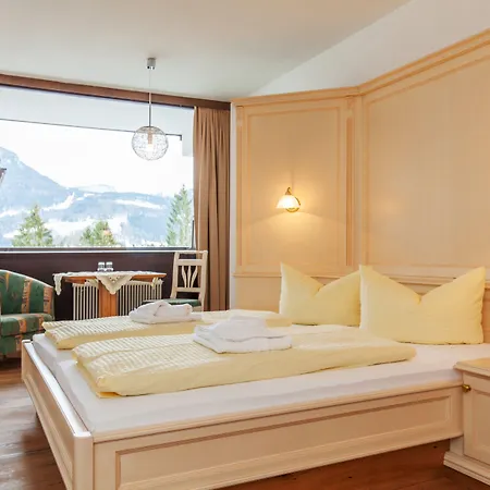 Appartementhaus Dachsteinblick Mit Indoorpool Und Sauna 3* Bad Goisern