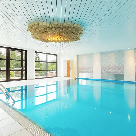 Apart Otel Appartementhaus Dachsteinblick Mit Indoorpool Und Sauna 3*