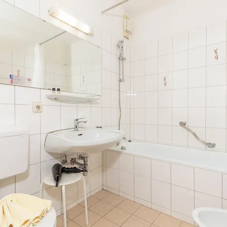 Aparthotel Appartementhaus Dachsteinblick Mit Indoorpool Und Sauna