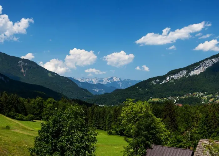 Aparthotel Appartementhaus Dachsteinblick Mit Indoorpool Und Sauna