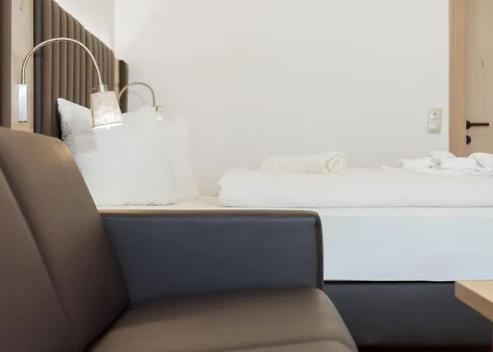 Appartementhaus Dachsteinblick Mit Indoorpool Und Sauna 3*