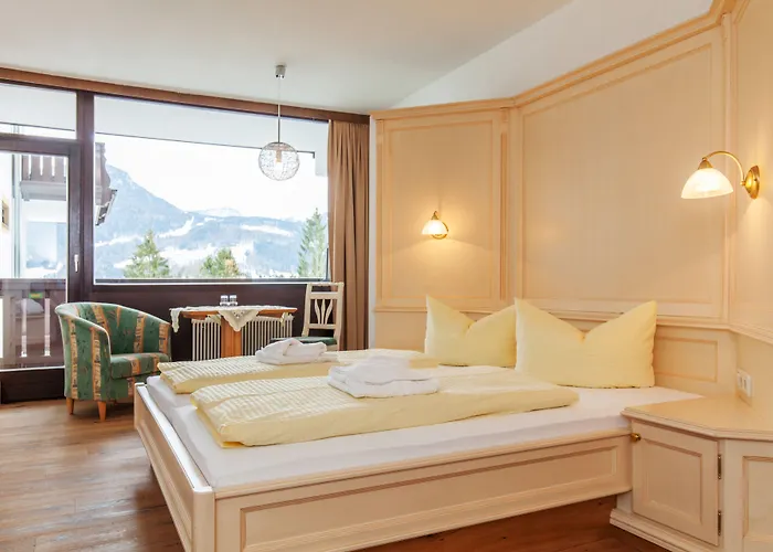 Appartementhaus Dachsteinblick Mit Indoorpool Und Sauna 3* Bad Goisern