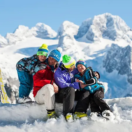 Appartementhaus Dachsteinblick Mit Indoorpool Und Sauna