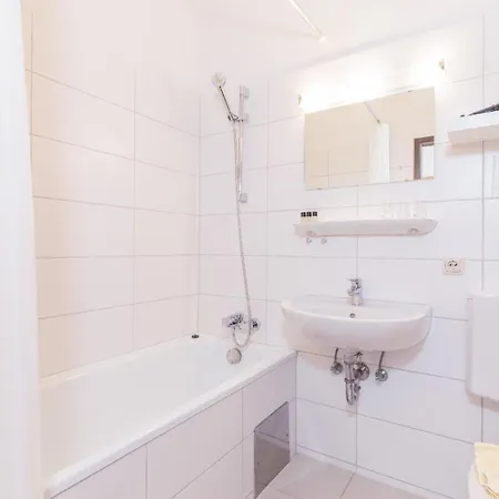 Appartementhaus Dachsteinblick Mit Indoorpool Und Sauna Aparthotel