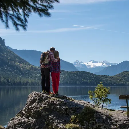 Appartementhaus Dachsteinblick Mit Indoorpool Und Sauna Aparthotel 3*