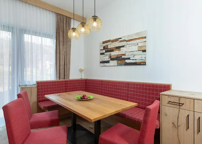 아파트호텔 Appartementhaus Dachsteinblick Mit Indoorpool Und Sauna