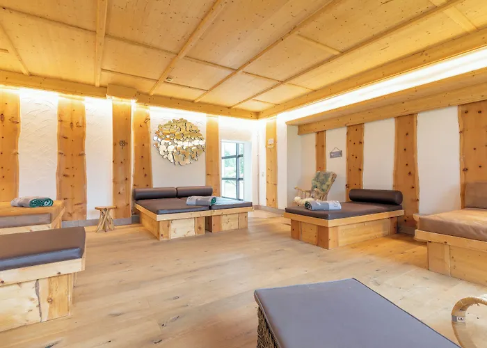 Aparthotel Appartementhaus Dachsteinblick Mit Indoorpool Und Sauna 3*