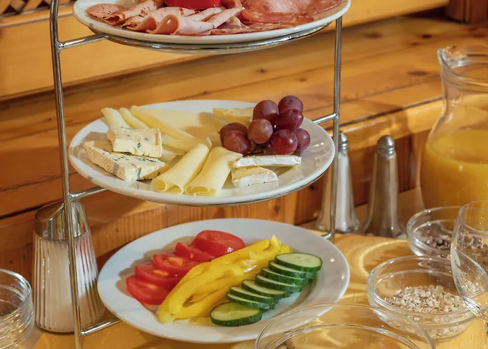 Appartementhaus Dachsteinblick Mit Indoorpool Und Sauna 3* 바드고이세른